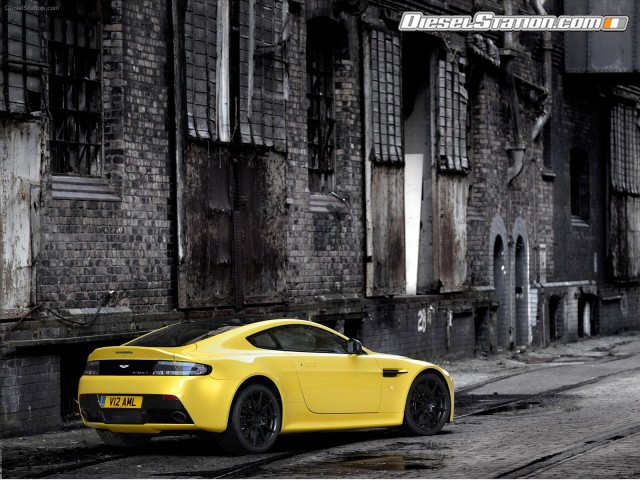 Aston Martin V12 Vantage S 2014 Picture #239 Aston Martin V12 Vantage S 2014 Picture #239